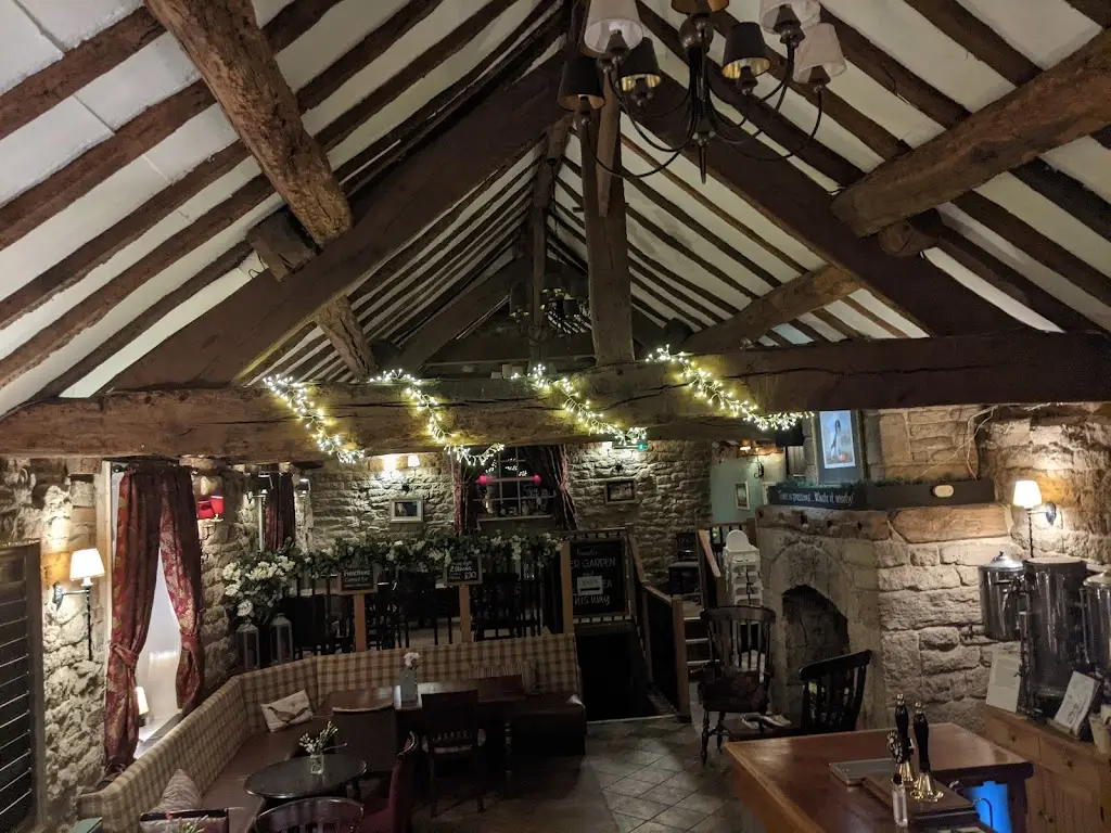 Mike M_The Old Glen House_Baildon_review