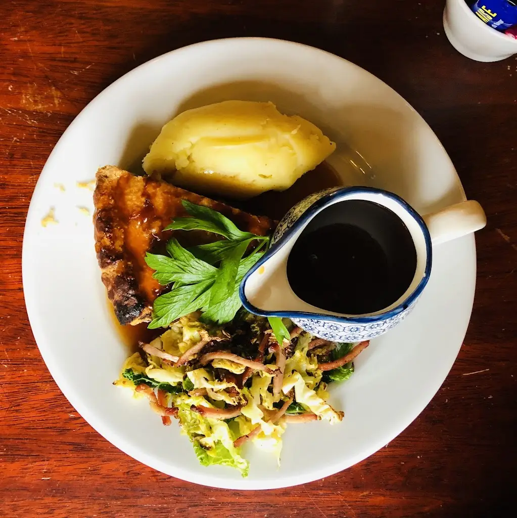 Suzanne Y_The Old Glen House_Baildon_review