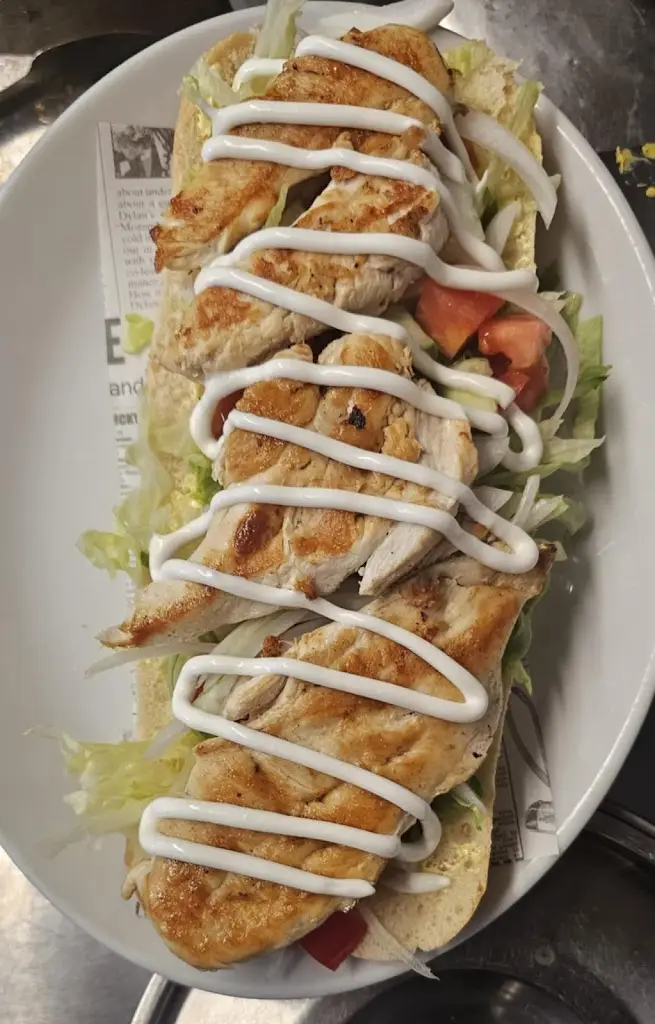 Daniela Florentina_Blue Corner Cafe_Higham Ferrers_reseña