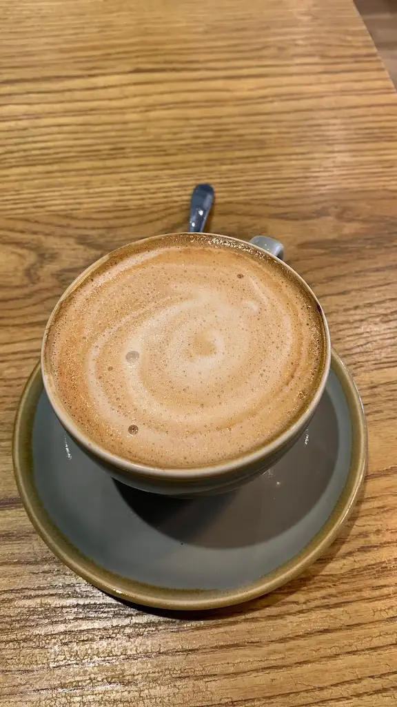 Yasemin Kaya_Happy Mondays Coffee Co._Higham Ferrers_review