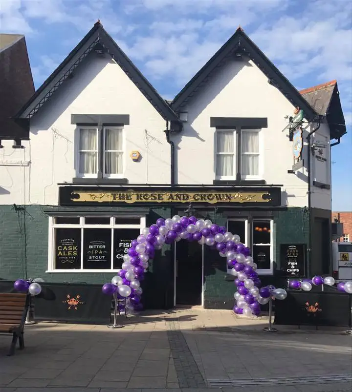 Rose & Crown_Higham Ferrers_slider_image_3