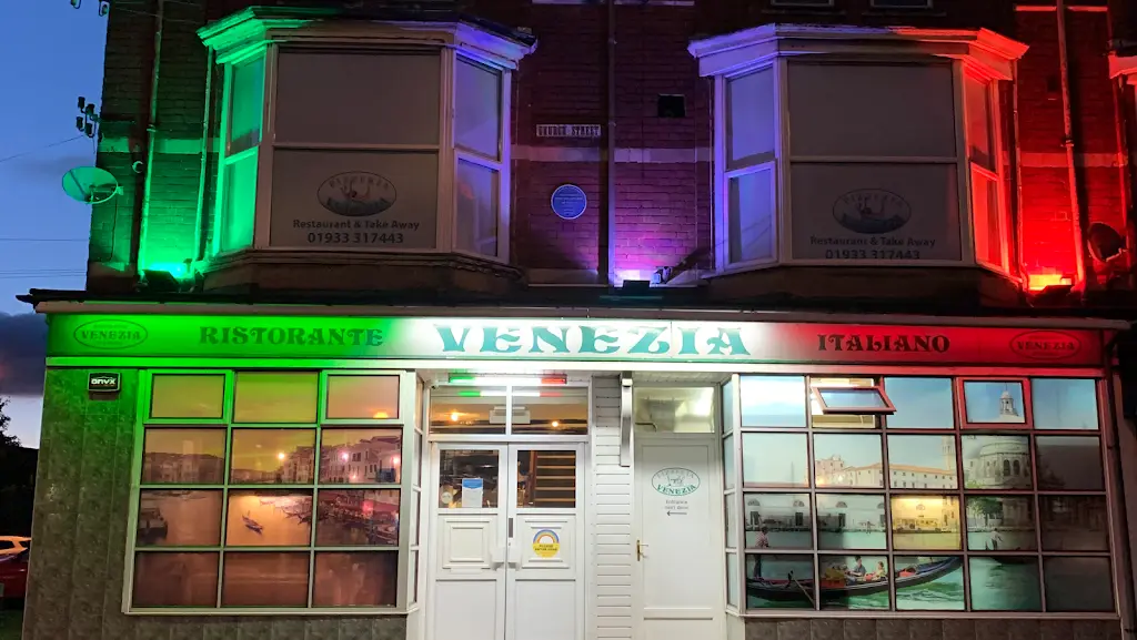 Pizzeria Venezia Restaurant in Higham Ferrers