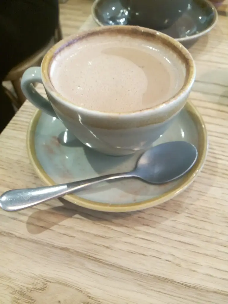 Lucas Tolfrey_Happy Mondays Coffee Co._Higham Ferrers_review