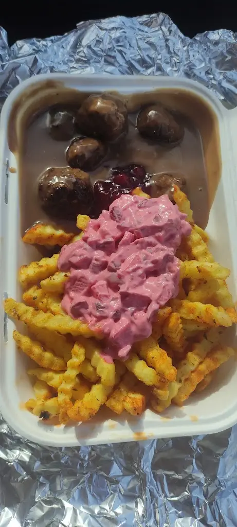 Danny Boy_Swedish Kitchen_Higham Ferrers_review