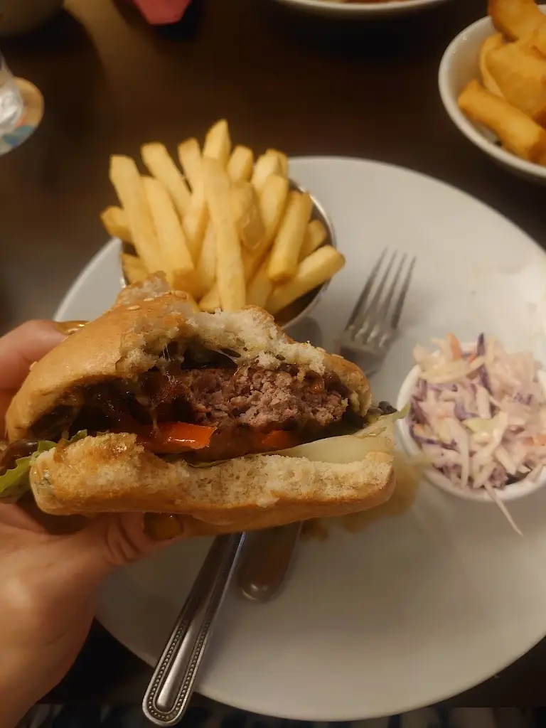 Menu_The New Inn_Holywell Green_image_2