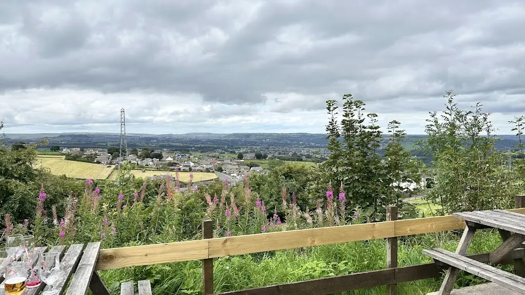 The New Inn_Holywell Green_slider_image_2