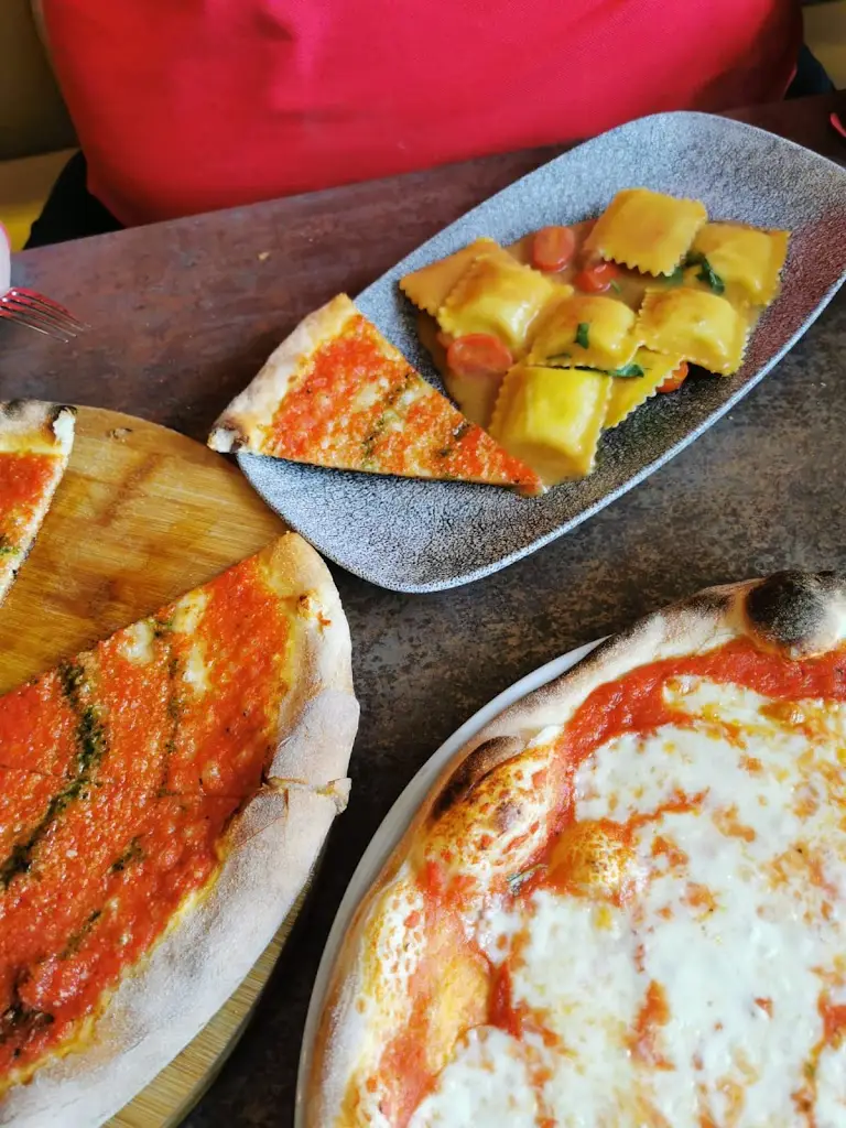 Menu_Cafe Italia_Holywell Green_image_3