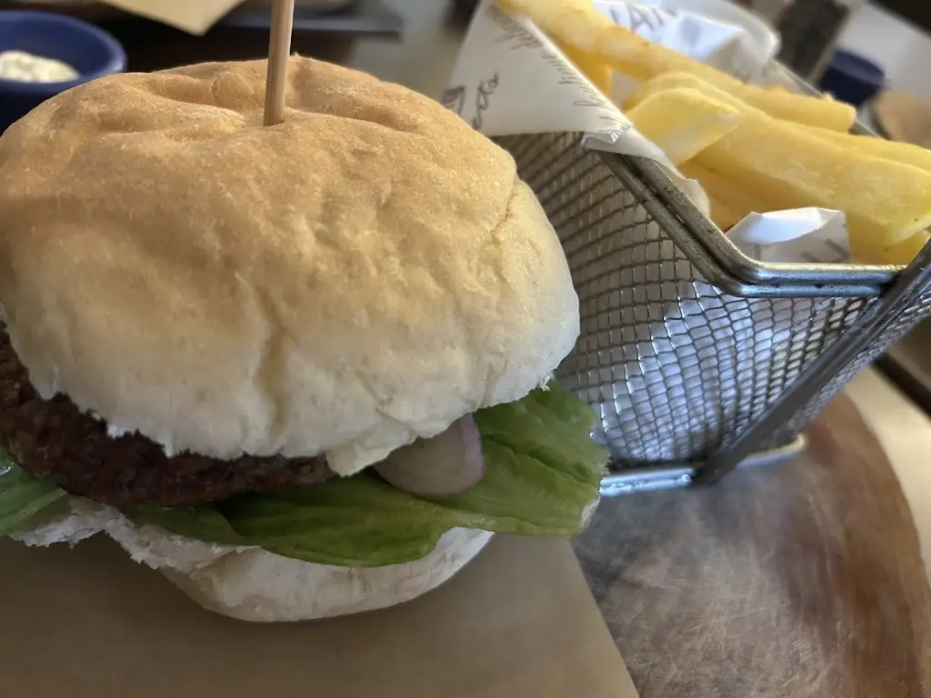 Holly Seabright_Kings Arms Hotel_Holsworthy_review