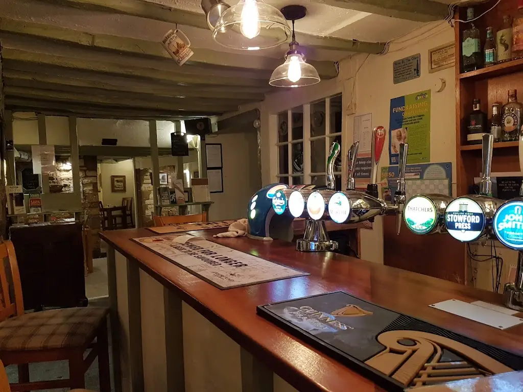 Thatched Tavern restaurante en Honeybourne