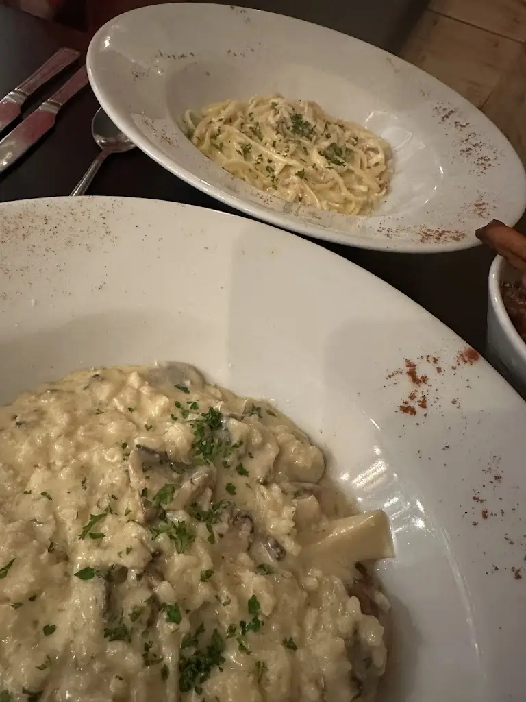 Ryan Little_Sambuca_Baildon_recensione