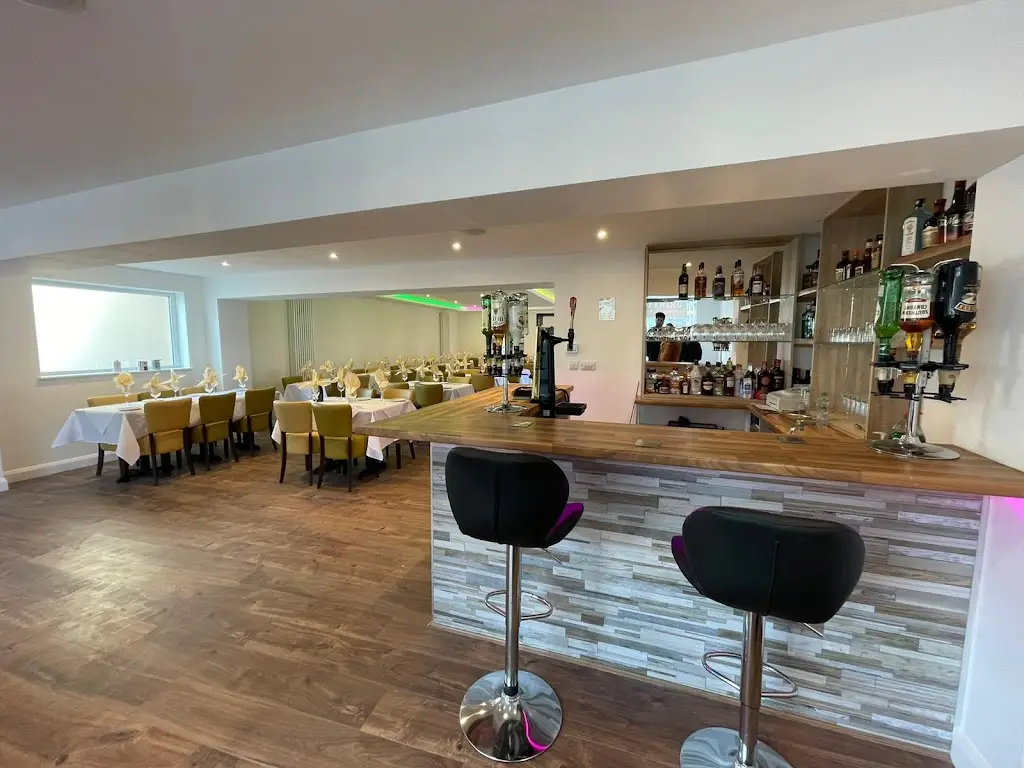 Spice Inn Indian Restaurant and Takeaway, BYOB, Holbeach, Spalding_Holbeach_slider_image_3