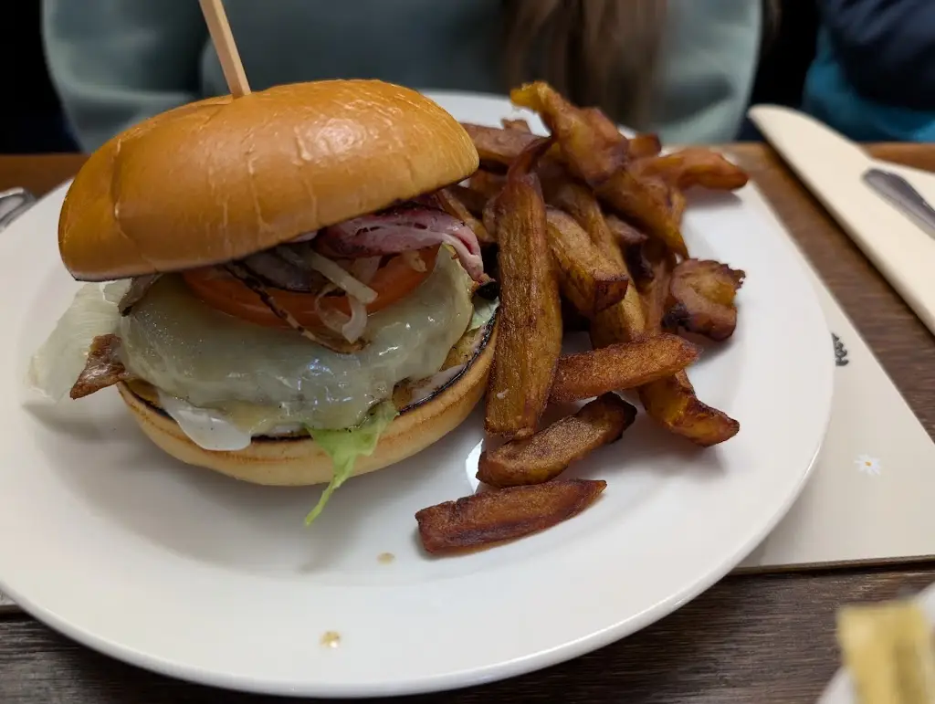 Ed Brown_The Plough_Holbeach_review