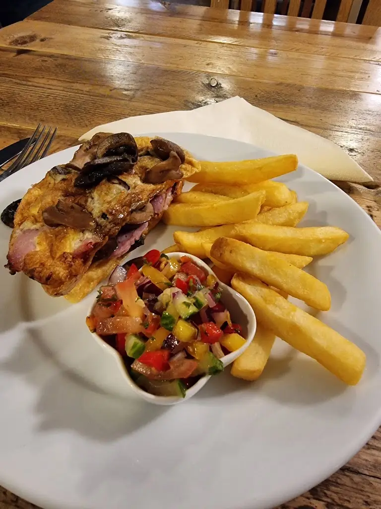 Menu_Runways at Fenland Airfield_Holbeach_image_3