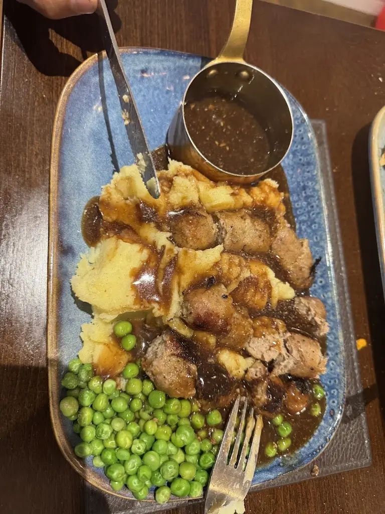 Berner Boss_Captain Williams_Hollym_review