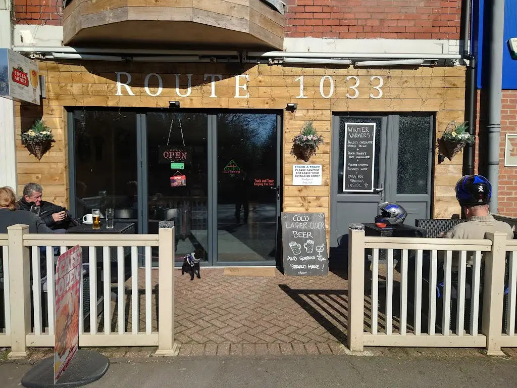 Route 1033 restaurant in Hollym