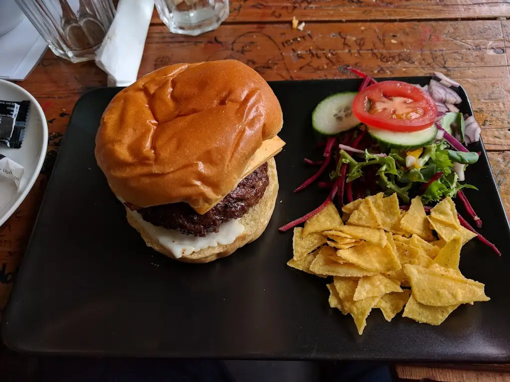 Route 1033_Hollym_slider_image_2