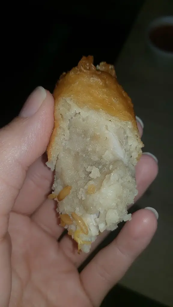 Kayleigh Charles_Hong Kong_Hollym_review