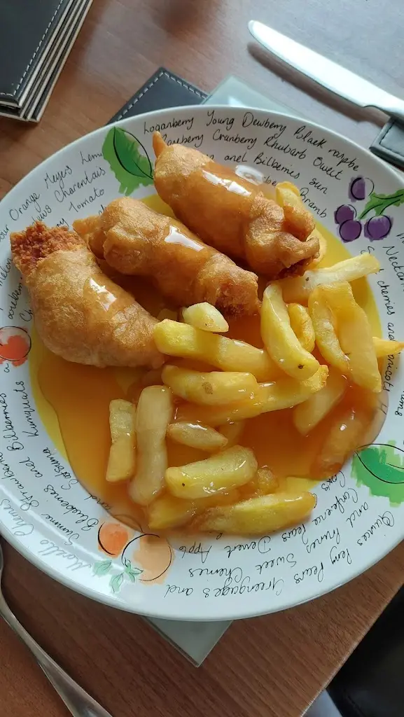 mark brough_Hong Kong_Hollym_review