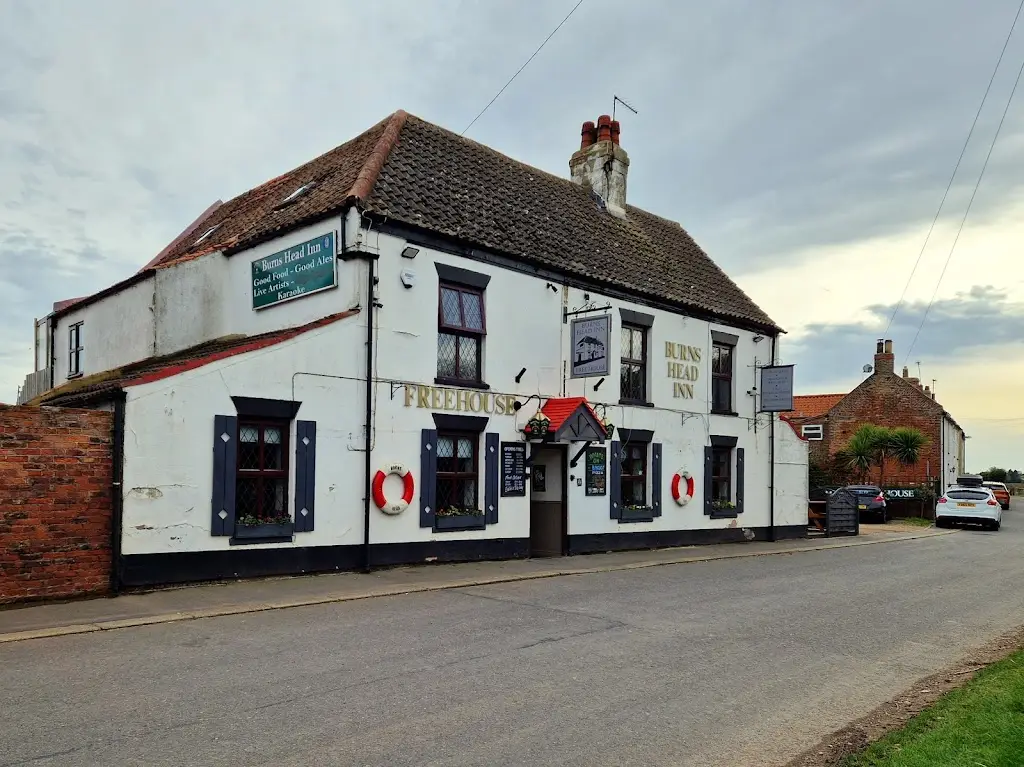 Andrew Nell_Burns Head_Hollym_review