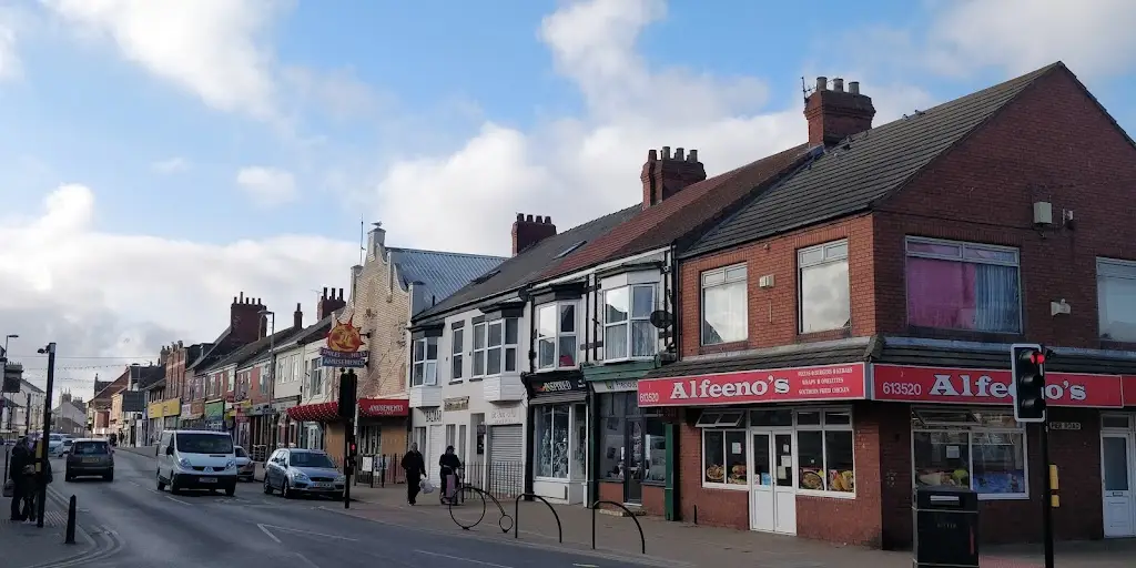 Alfeeno's_Hollym_slider_image_3