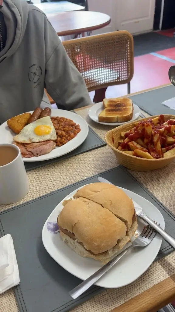 Jodie Lee Stockton_Jo’s Sunshine Cafe_Hollym_review