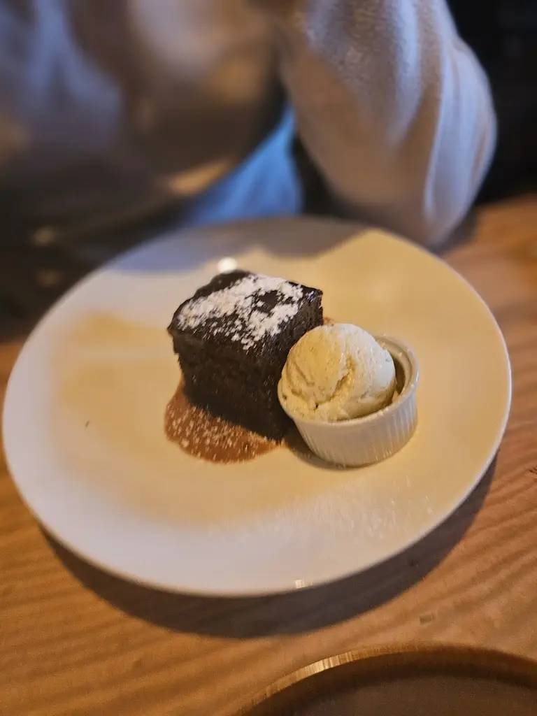 Menu_The Dun Cow_Holt_image_7