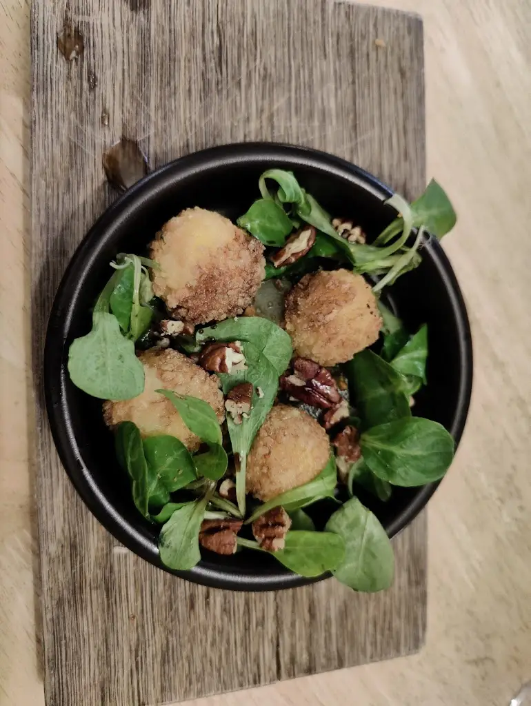 Menu_The Langham Blue Bell_Holt_image_9