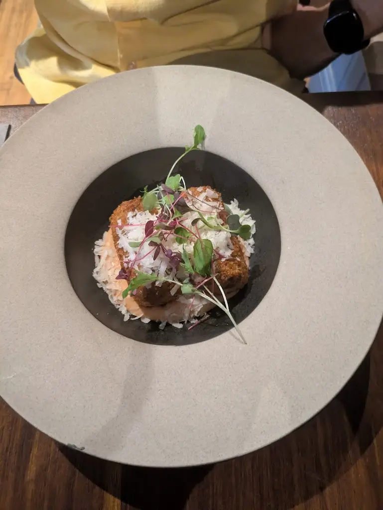 The Langham Blue Bell_Holt_slider_image_3