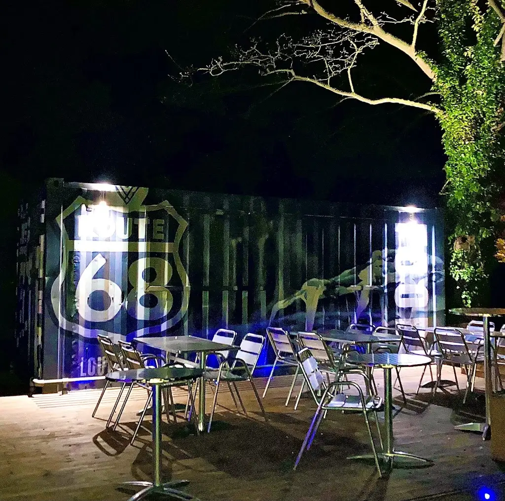 Royal Oak Inn & Knife & Cork Restaurant restaurant in Holton le Clay