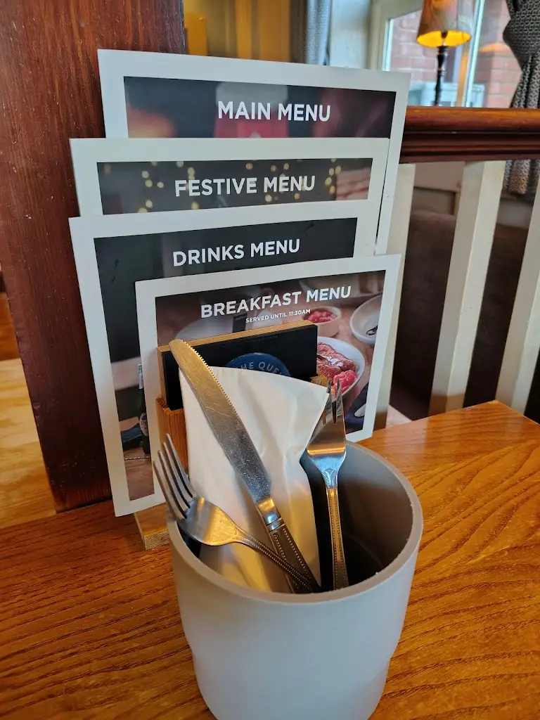 Malcolm Clarke_The Jug & Bottle_Holton le Clay_review