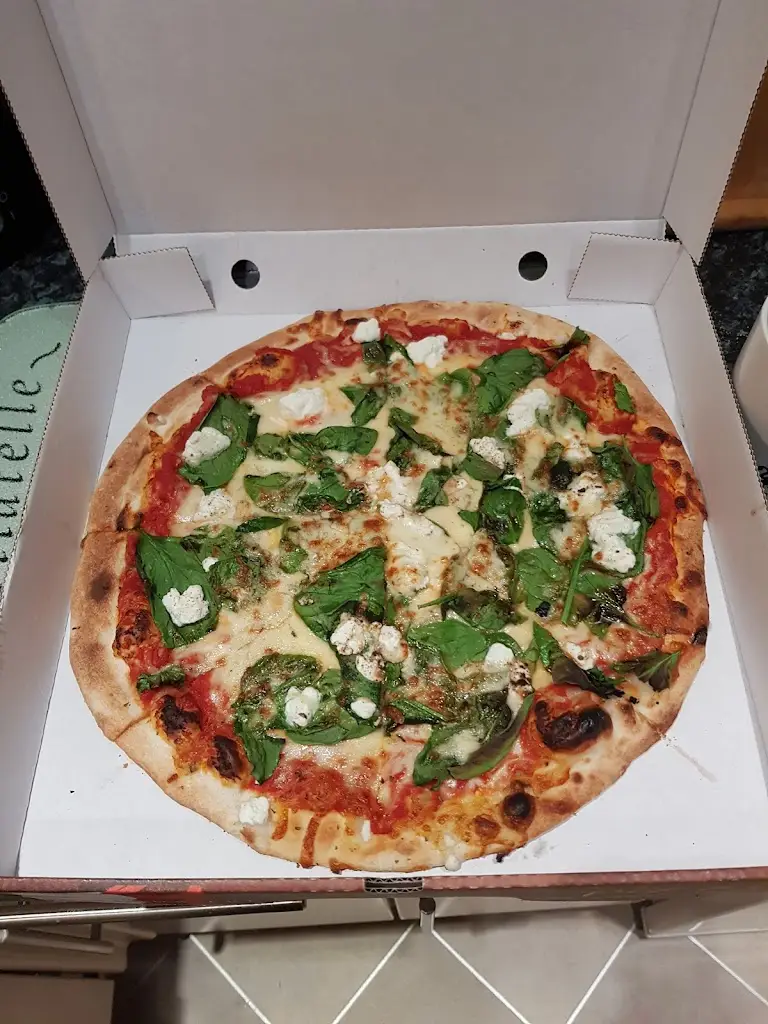 Menu_Charcoal Grill house_Holton le Clay_image_6