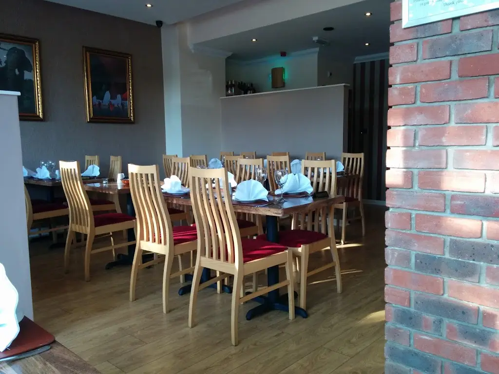 Ali's Indian Restaurant restaurant in Holton le Clay