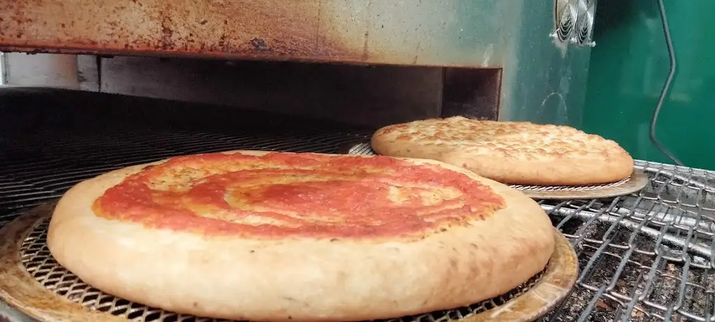 Menu_Pomodoro Pizzeria & Grill House_Holton le Clay_image_8