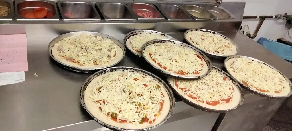 Menu_Pomodoro Pizzeria & Grill House_Holton le Clay_image_9