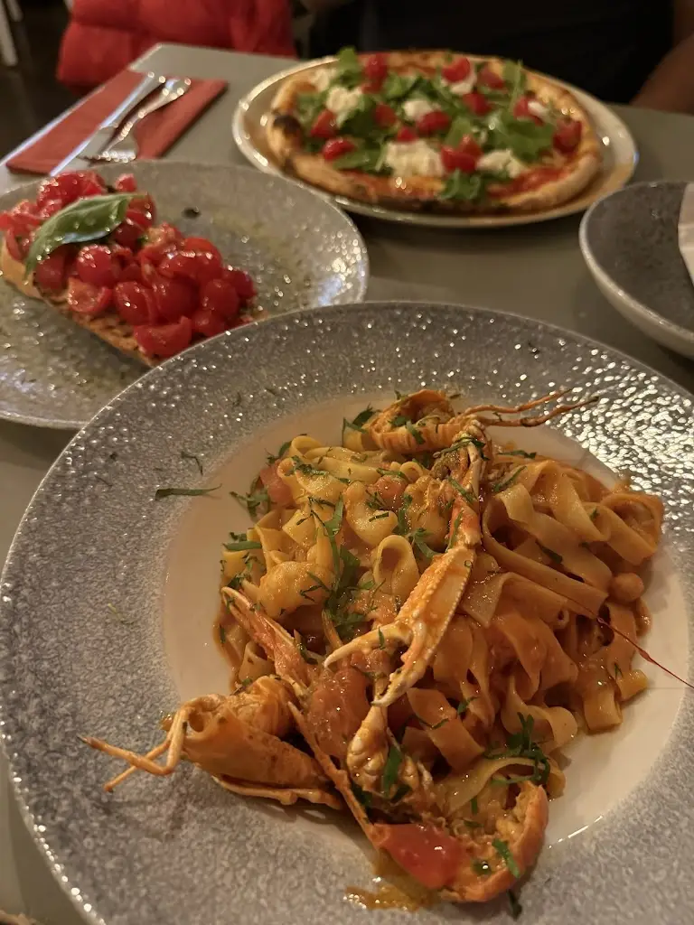 ShanShan C _Made in Italy_Hoole_review