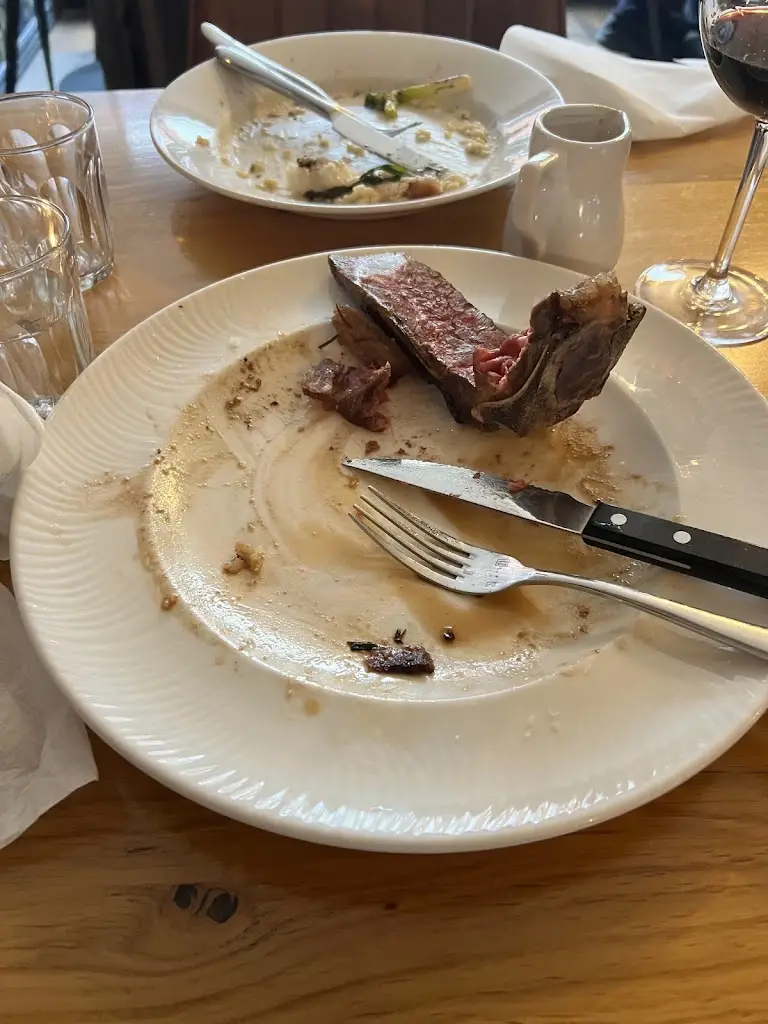 M Navlar_Sticky Walnut_Hoole_Bewertung