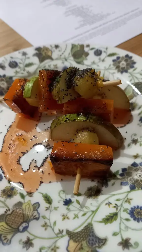 Andy Thomas_Poco_Hoole_review