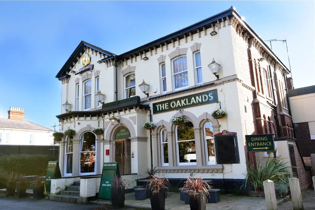 The Oaklands_Hoole_slider_image_3