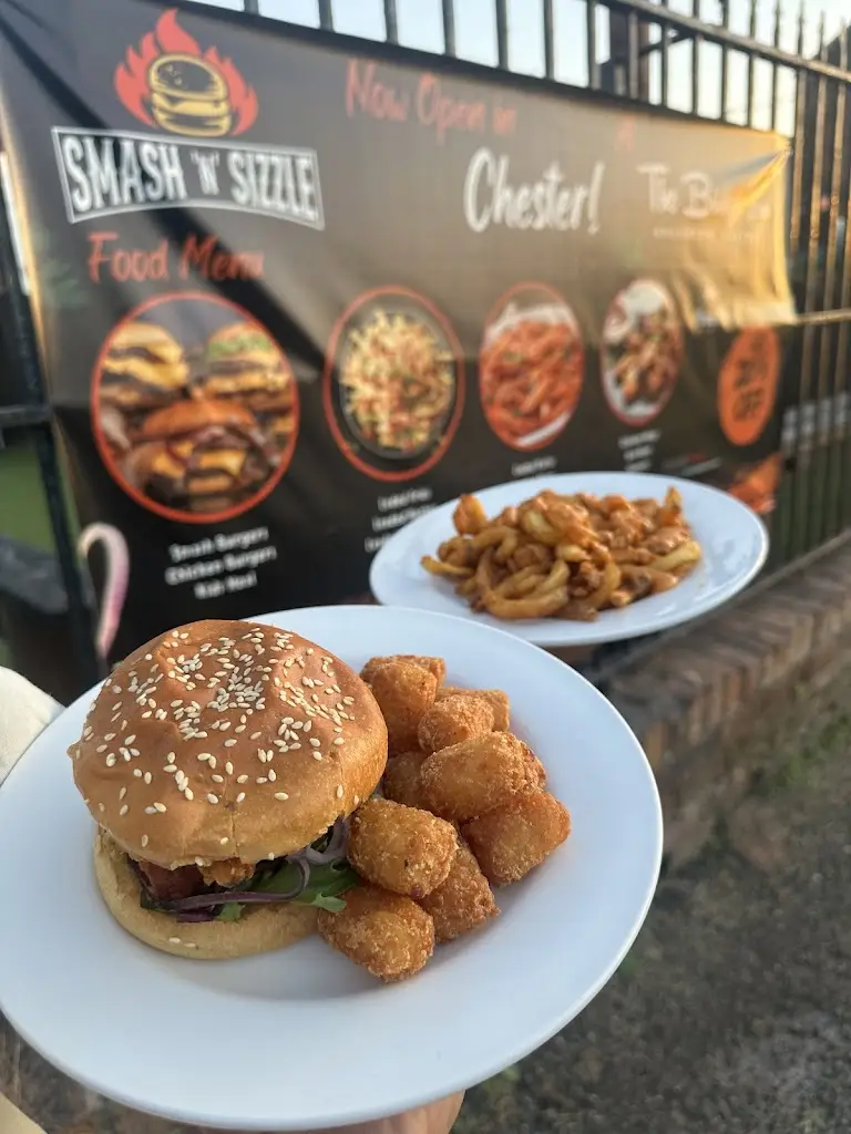 Smash 'N' Sizzle / Bowlzza_Hoole_slider_image_2