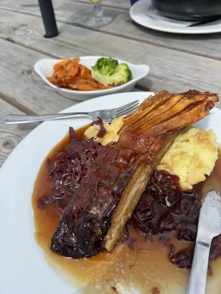 Menu_Horse & Groom_Horam_image_7