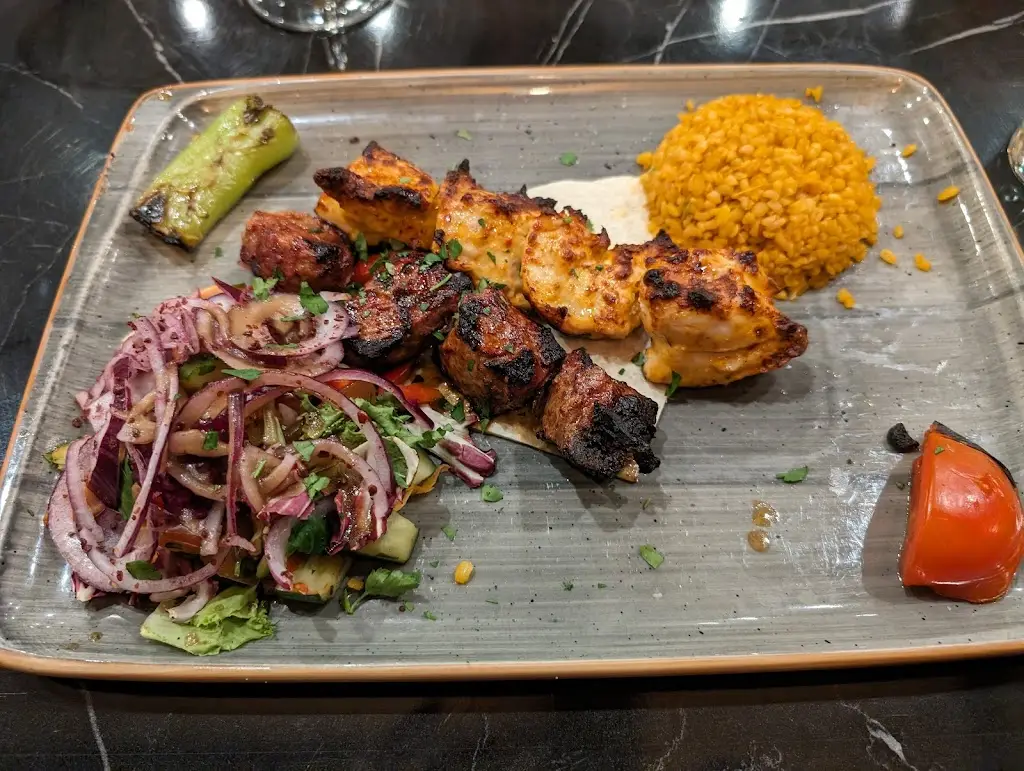 Menu_Shiraz Bar & Restaurant_Horley_image_6