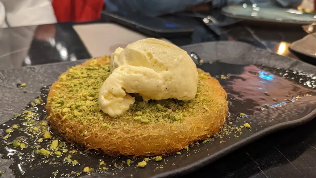 Menu_Shiraz Bar & Restaurant_Horley_image_8