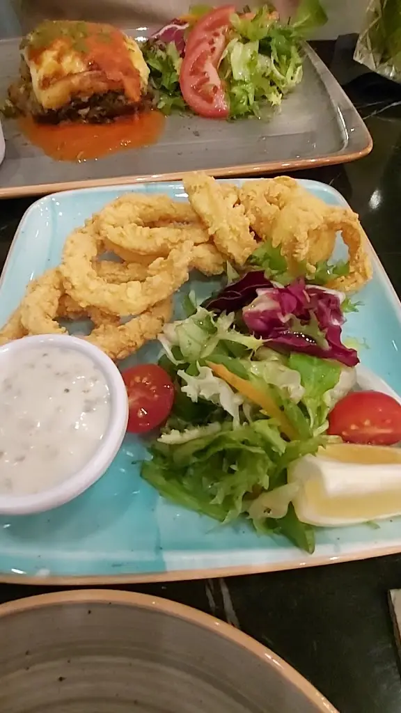 Shiraz Bar & Restaurant_Horley_slider_image_2