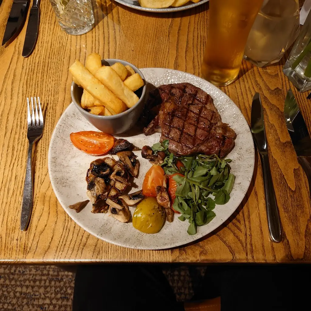 Menu_Ye Olde Six Bells_Horley_image_9