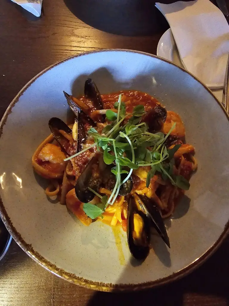 Menu_Halt & Pull_Horley_image_7