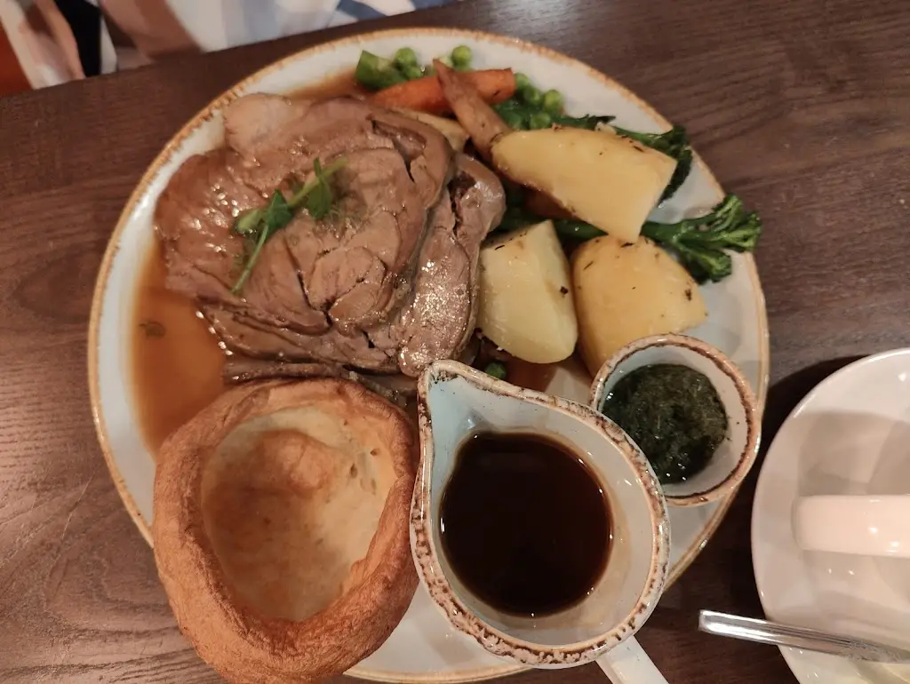 Menu_Halt & Pull_Horley_image_9