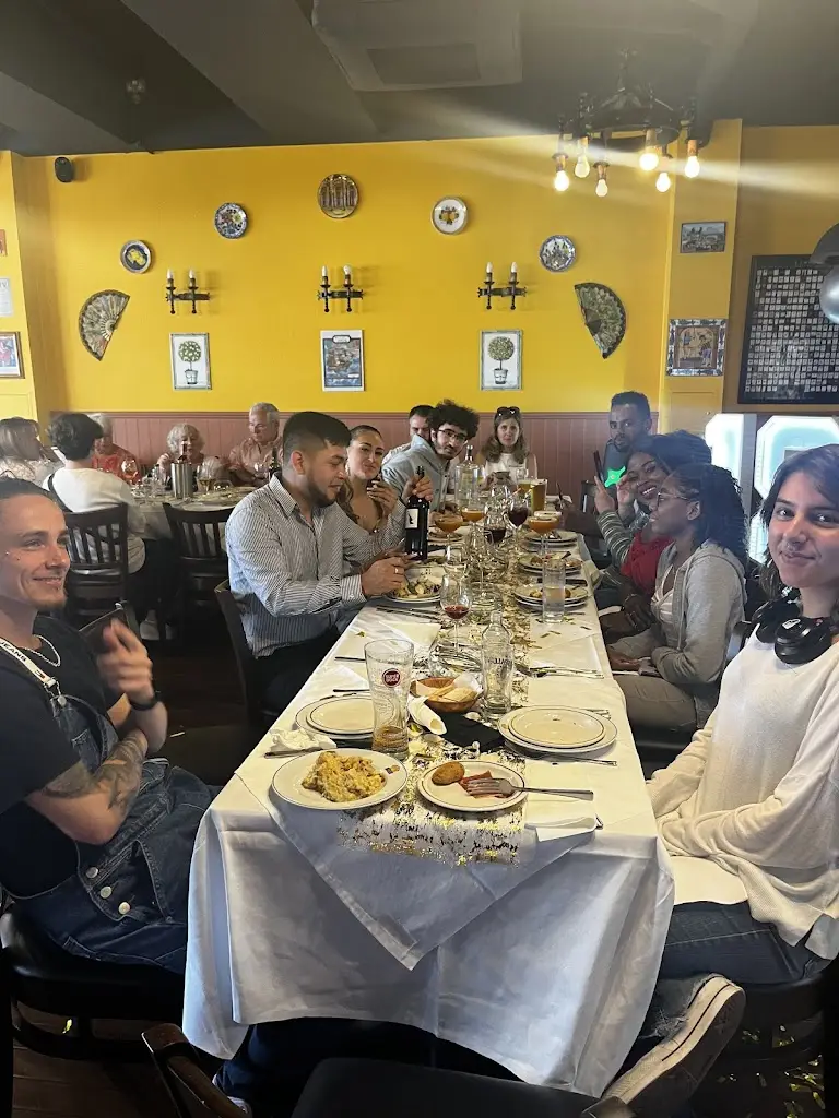 Costa del Sol Tapas Bar & Restaurant restaurant in Horley