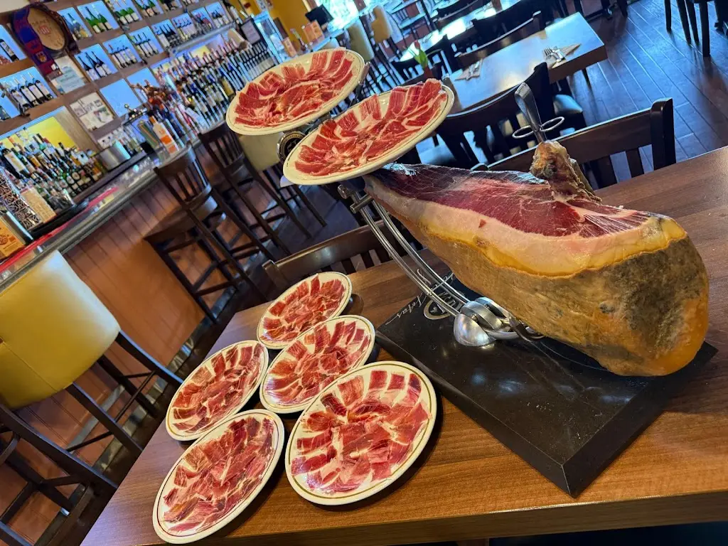 Costa del Sol Tapas Bar & Restaurant_Horley_slider_image_3