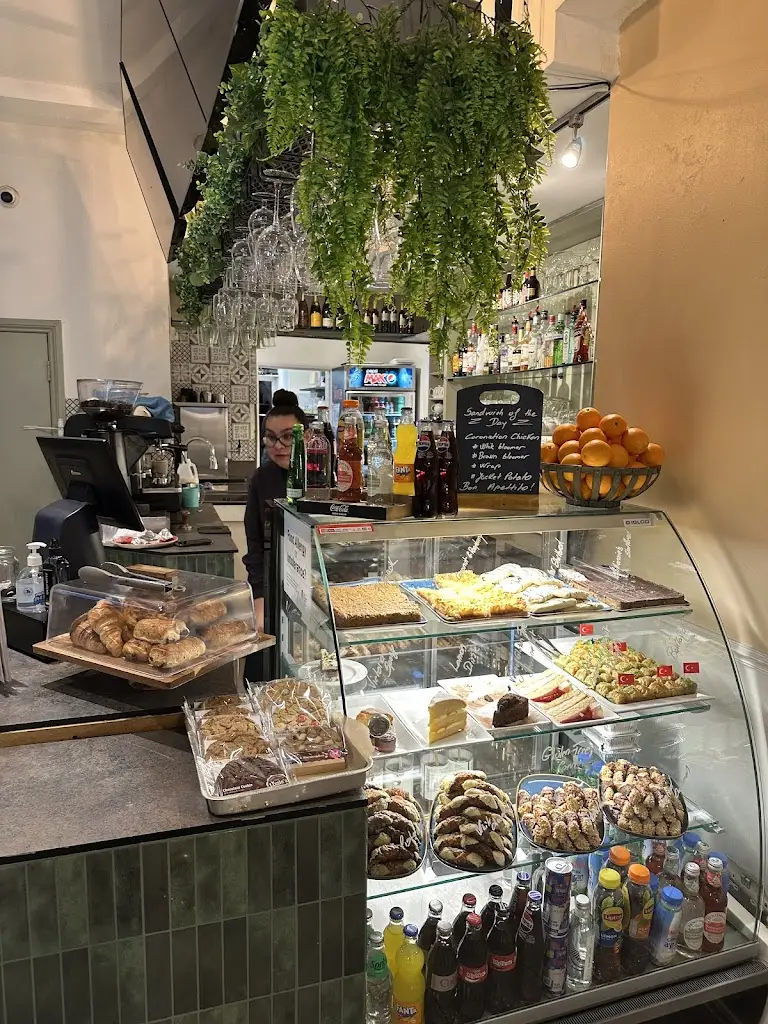 Mustis Grill & Bistro restaurant in Horley