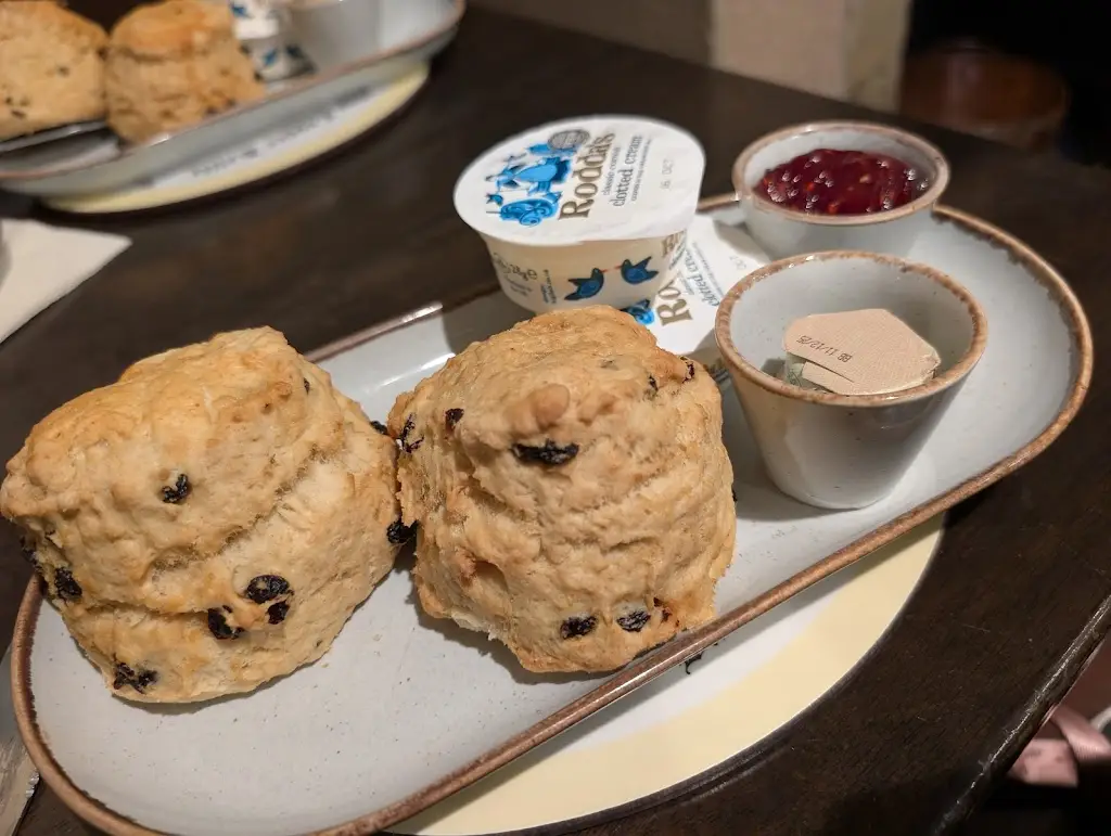 Joanne Ford_The Copper Kettle Tea Rooms_Bamburgh_review